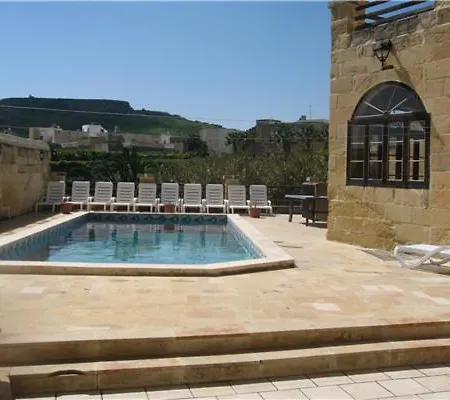 Victoria Farmhouse * Għammar